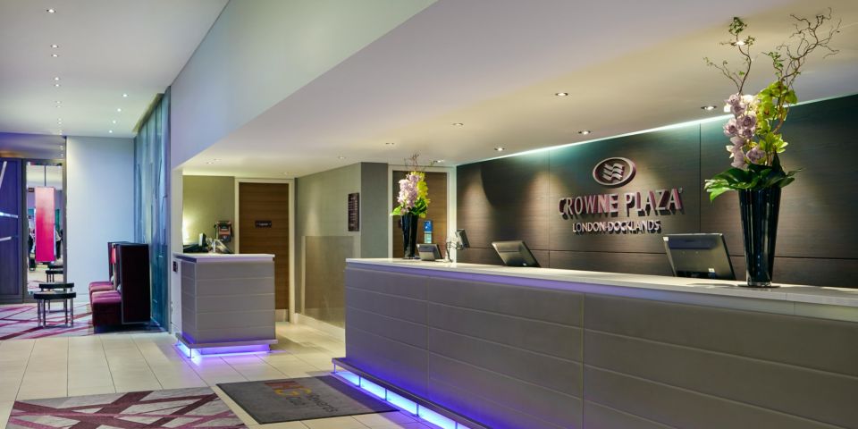 Reception of the Crowne Plaza London Docklands