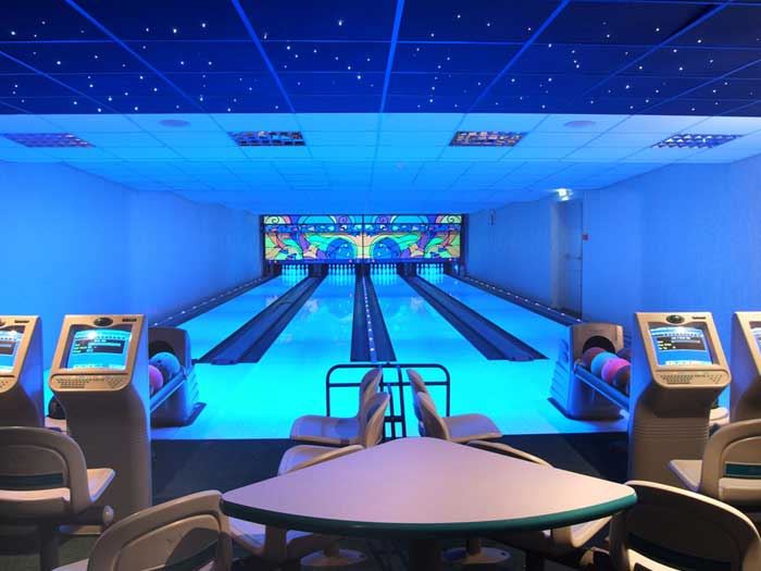 An image showing the four lane ten-pin bowling alley at Hellidon Lakes Resort and Spa for delegates to enjoy.